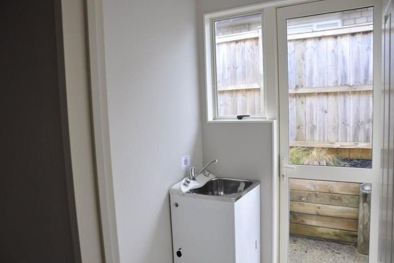 Photo of property in 12 Tekapo Rise, Fairview Heights, Auckland, 0632