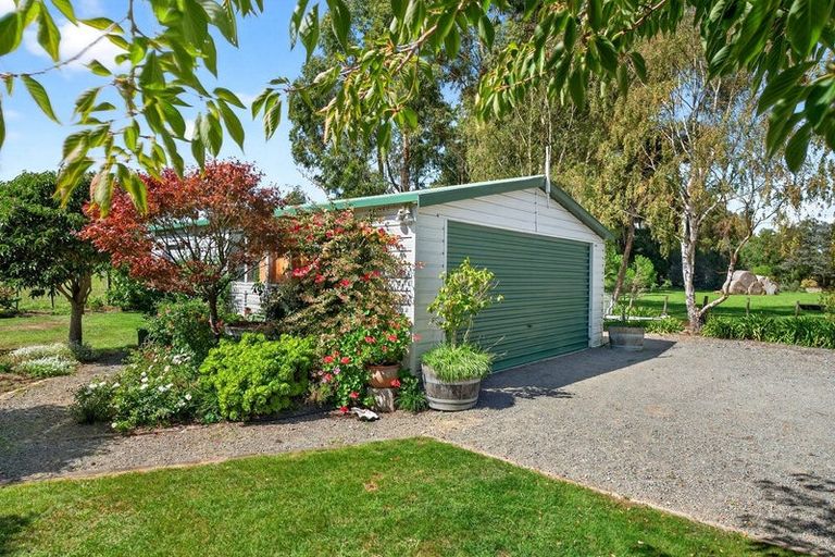 Photo of property in 41 Oxford Street, Martinborough, 5711