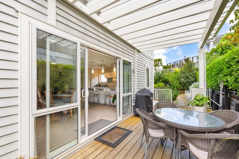 Photo of property in 43 Landmark Terrace, Orewa, 0931