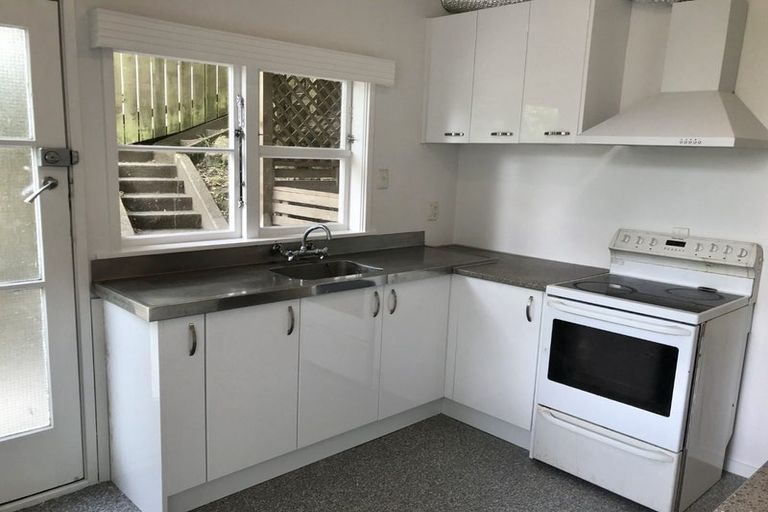 Photo of property in 121 Pembroke Road, Wilton, Wellington, 6012