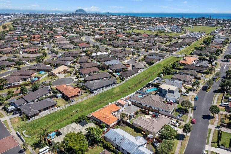 Photo of property in 160 Evans Road, Papamoa Beach, Papamoa, 3118
