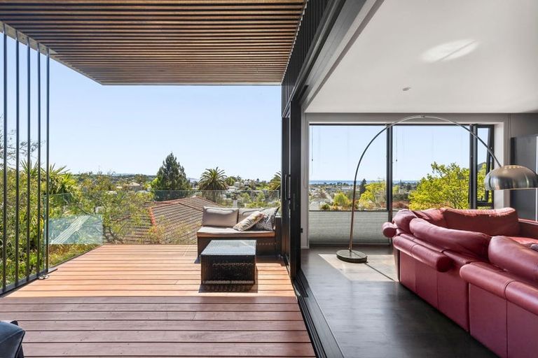 Photo of property in 228 Collingwood Street, Nelson South, Nelson, 7010