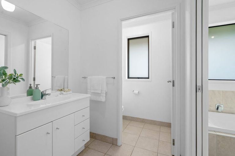 Photo of property in 2 Lake View Drive, Karapiro, Cambridge, 3494