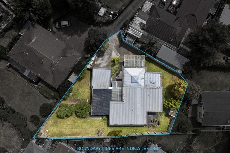 Photo of property in 7 Phoenix Place, Papatoetoe, Auckland, 2025