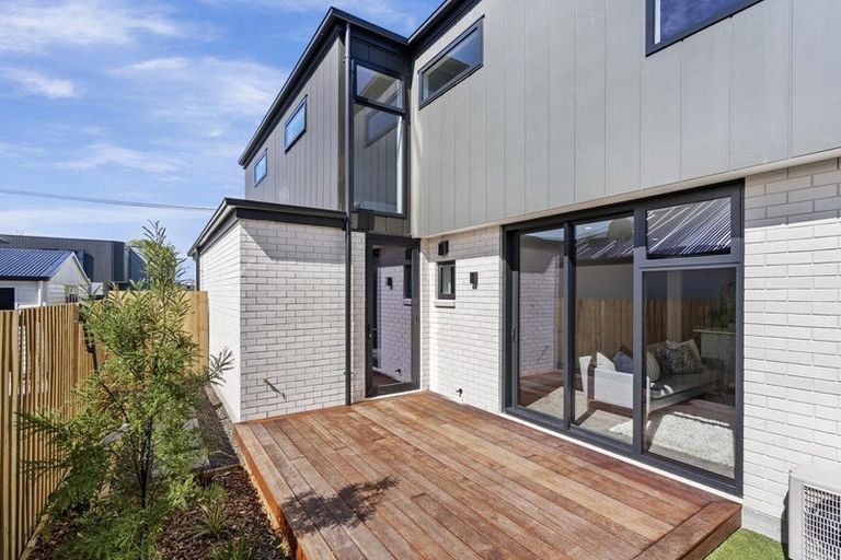 Photo of property in 4/39 Vagues Road, Northcote, Christchurch, 8052