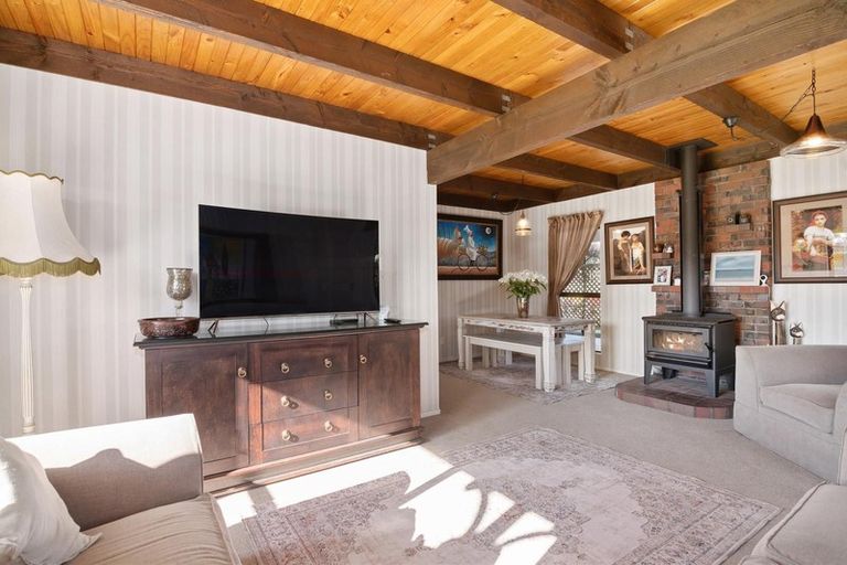 Photo of property in 17 Harcourt Place, Wakefield, 7025