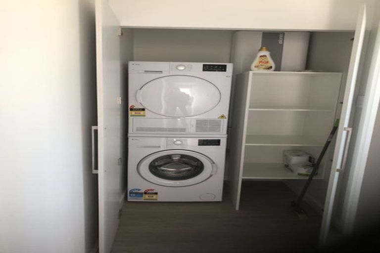 Photo of property in 109 Beachville Road, Redcliffs, Christchurch, 8081