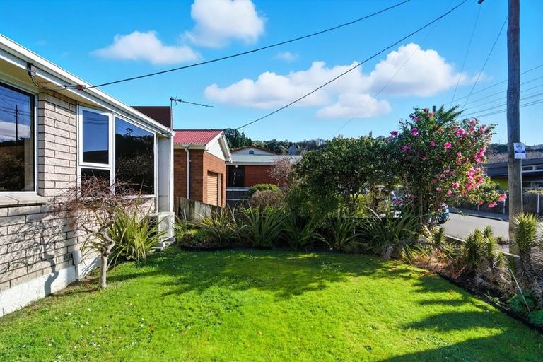 Photo of property in 20 Surrey Street, Caversham, Dunedin, 9012