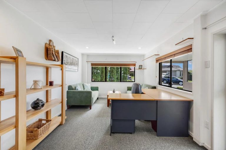 Photo of property in 21 Olena Avenue, Sunnyhills, Auckland, 2010