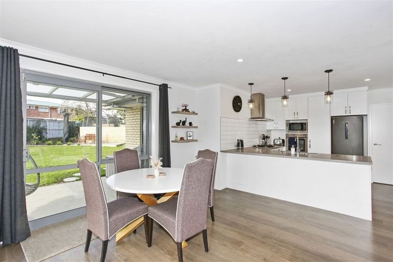 Photo of property in 19 Glennron Lane, Waiuku, 2123