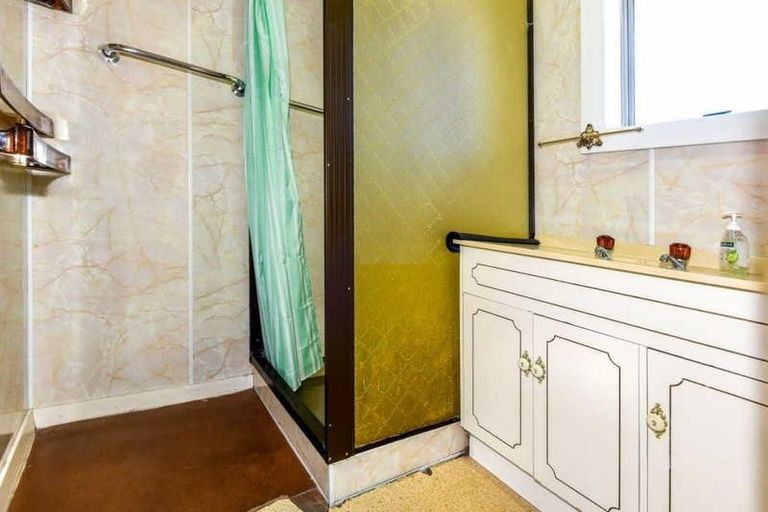 Photo of property in 172 Shortland Street, Aranui, Christchurch, 8061