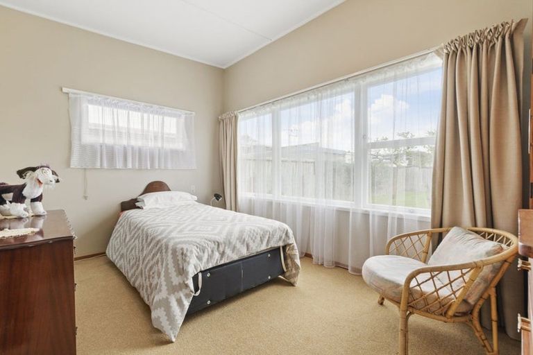 Photo of property in 5 Paul Drive, Ngatea, 3503