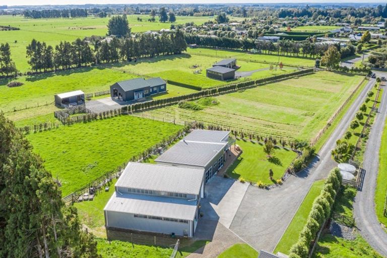 Photo of property in 112 Gladstone Road, Levin, 5571