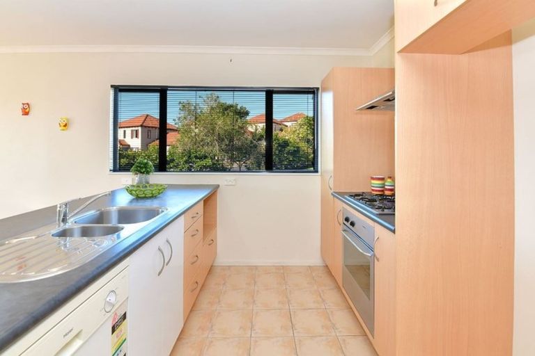 Photo of property in 18 Alverna View, Gulf Harbour, Whangaparaoa, 0930