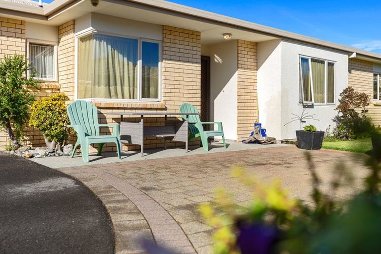 Photo of property in 56b Pemberton Crescent, Greerton, Tauranga, 3112