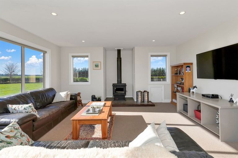 Photo of property in 178 School Road, West Eyreton, Rangiora, 7475