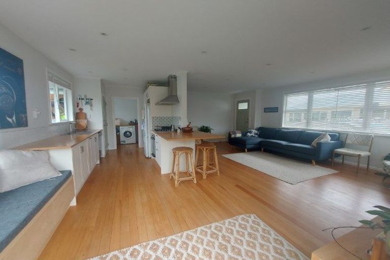 Photo of property in 84 Old Onerahi Road, Onerahi, Whangarei, 0110