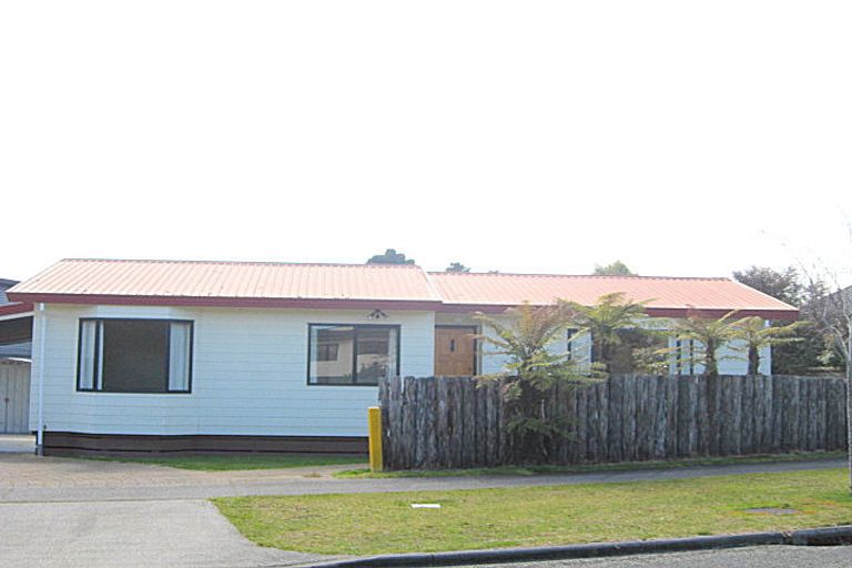 Photo of property in 58 Logan Avenue, Wharewaka, Taupo, 3330