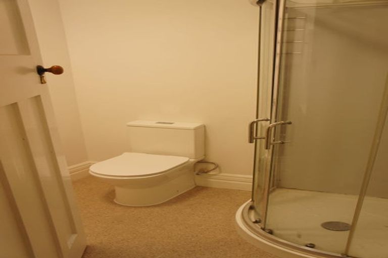 Photo of property in 2 Caprera Street, Melrose, Wellington, 6023