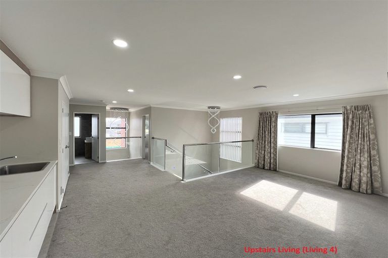 Photo of property in 17 Golden Avenue, Flat Bush, Auckland, 2019