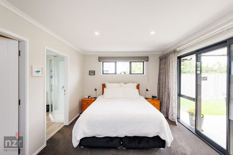 Photo of property in 33 Monarch Drive, Ashhurst, 4810