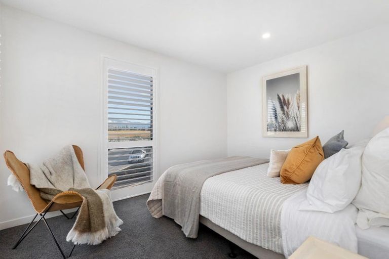 Photo of property in 13 Mulholland Drive, Jacks Point, 9371