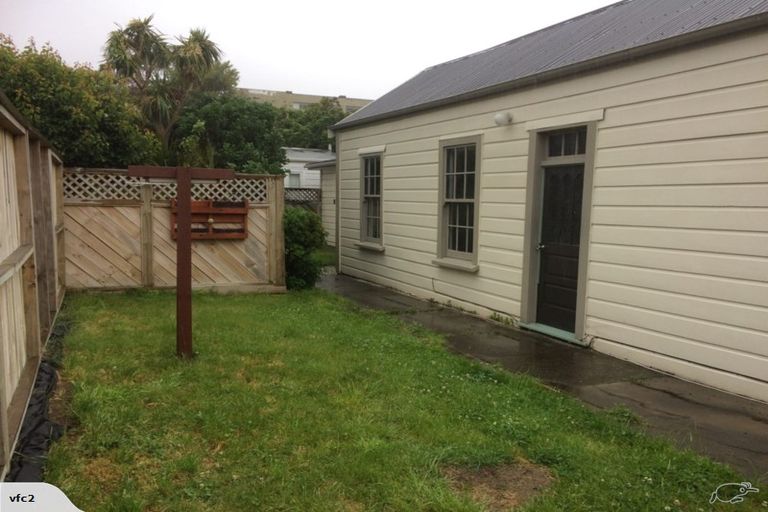 Photo of property in 31 Moir Street, Mount Victoria, Wellington, 6011