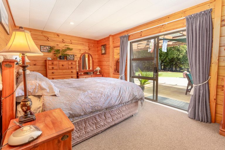 Photo of property in 1398 Glenbrook Waiuku Road, Glenbrook, Waiuku, 2681