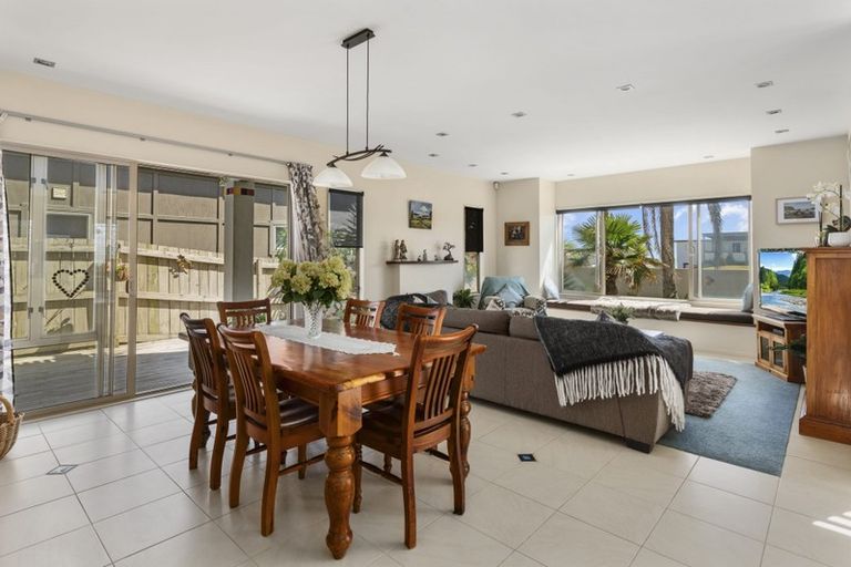 Photo of property in 464 Pukehina Parade, Pukehina, Te Puke, 3189