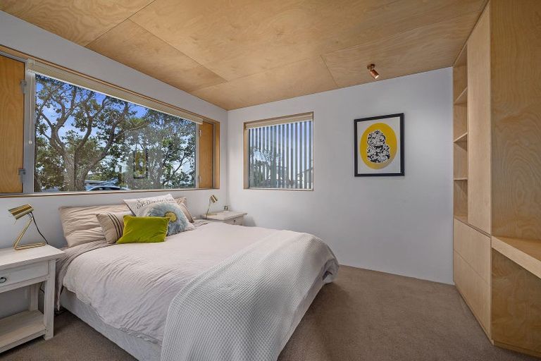 Photo of property in 19 Lagoon Way, Omaha, 0986