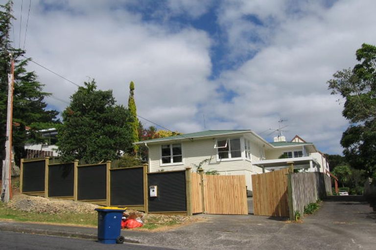 Photo of property in 3/22 Coroglen Avenue, Birkenhead, Auckland, 0626