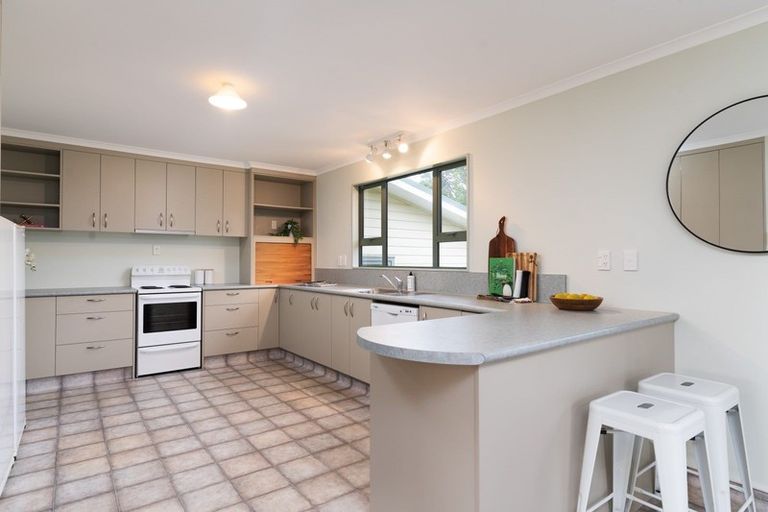 Photo of property in 10 Tait Crescent, Featherston, 5710