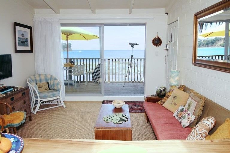Photo of property in 6/4 Arkles Strand, Arkles Bay, Whangaparaoa, 0932