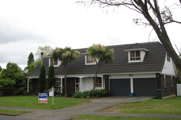 Photo of property in 34 Walter Strevens Drive, Conifer Grove, Takanini, 2112