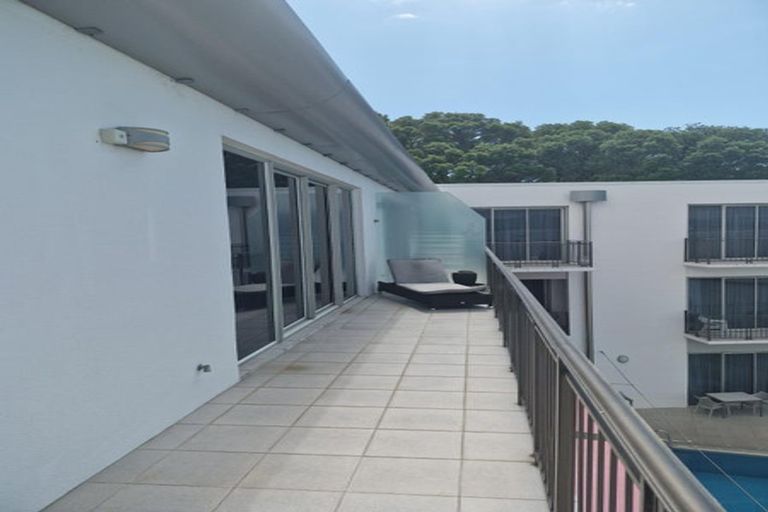 Photo of property in 2/51 Dive Crescent, Tauranga, 3110