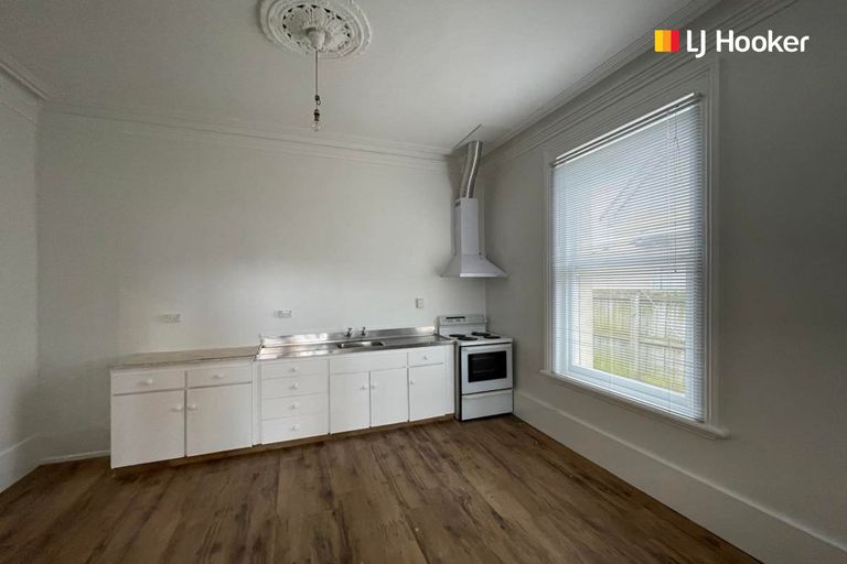 Photo of property in 76 Queens Drive, Saint Kilda, Dunedin, 9012