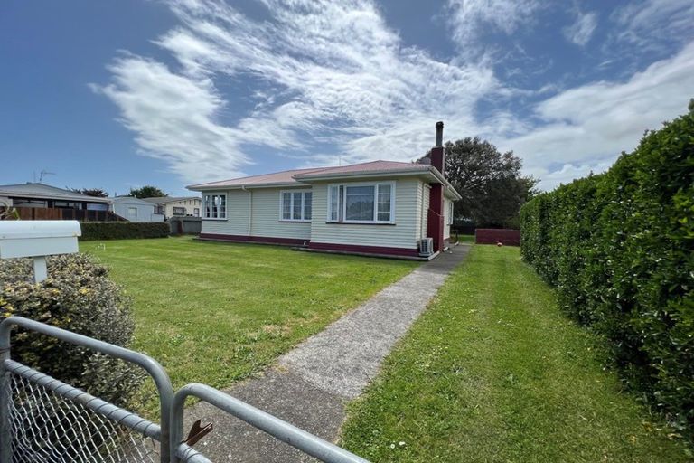 Photo of property in 15 Union Street, Foxton, 4814