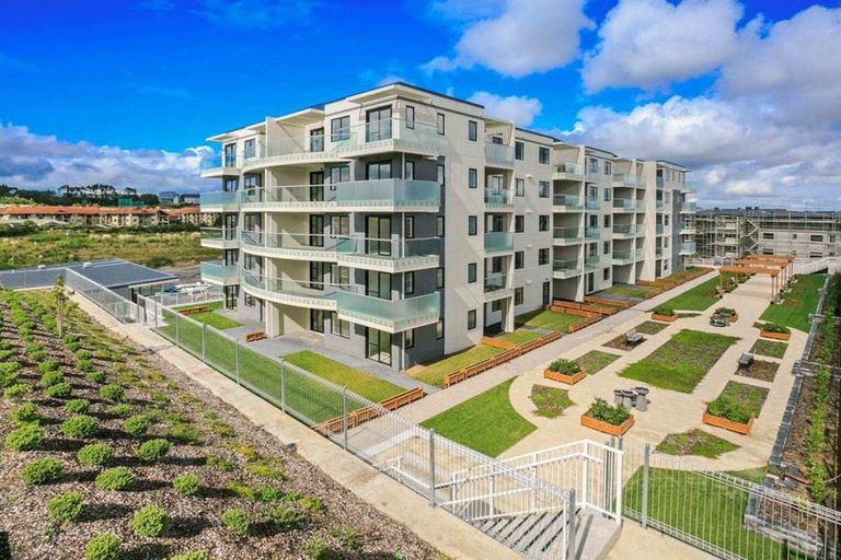 Photo of property in Apollo Apartments, 306/46 Rosedale Road, Rosedale, Auckland, 0632