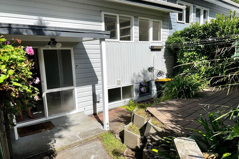 Photo of property in 7 Hereford Street, Wilton, Wellington, 6012