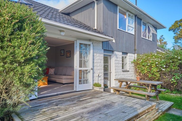 Photo of property in 2/63 Wychbury Street, Spreydon, Christchurch, 8024