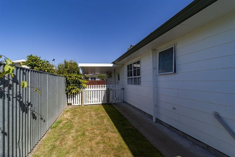 Photo of property in 30a Elliott Street, Taradale, Napier, 4112
