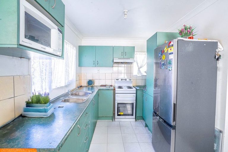 Photo of property in 6a Holborn Place, Papatoetoe, Auckland, 2025