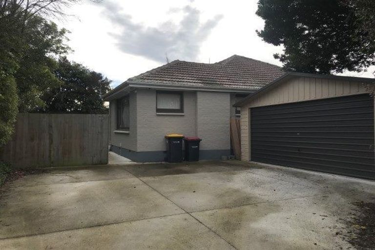 Photo of property in 1/27 Taylors Avenue, Bryndwr, Christchurch, 8052