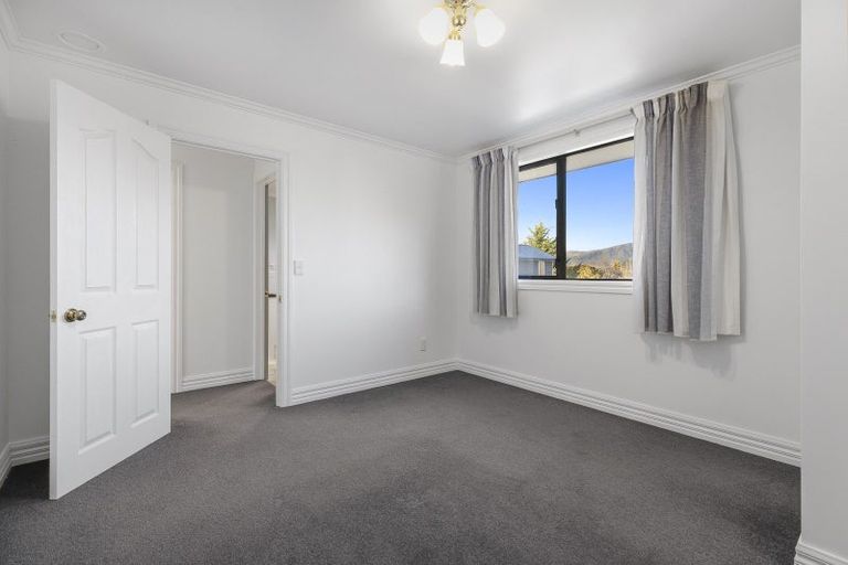Photo of property in 49 Totara Terrace, Wanaka, 9305