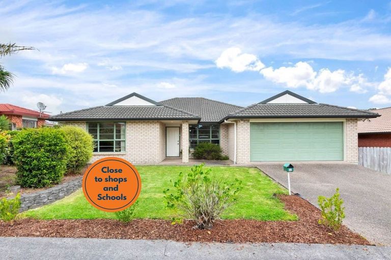 Photo of property in 12 Parkcrest Drive, Henderson, Auckland, 0612