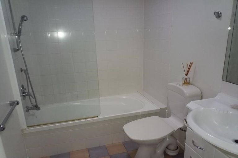 Photo of property in The Grange, 86/92 Bush Road, Albany, Auckland, 0632