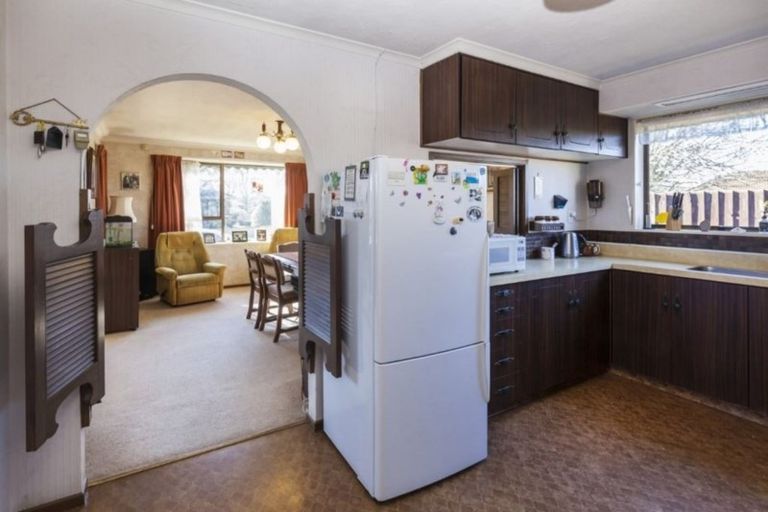 Photo of property in 19 Montclare Avenue, Ilam, Christchurch, 8041