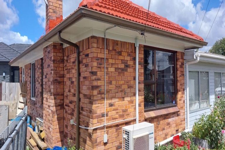 Photo of property in 72 Valentine Street, Papakura, 2110