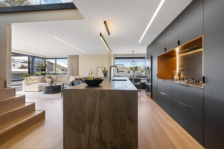 Photo of property in 10 Newton Street, Fitzroy, New Plymouth, 4312