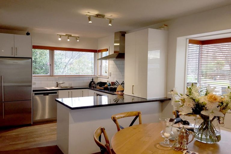 Photo of property in 26 Remuera Avenue, Cashmere, Christchurch, 8022